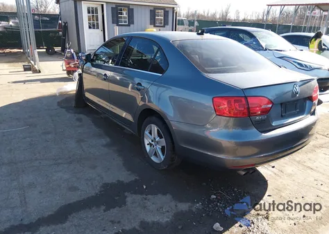 2012 Volkswagen Jetta 2.0L Tdi z USA, uszkodzony, nr VIN 3VWLL7AJ2CM336459